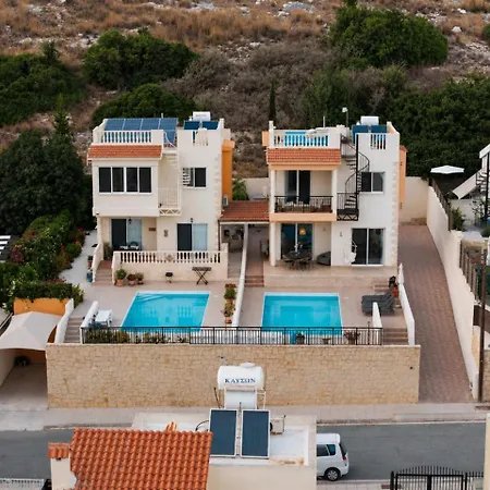 Parea 2 Bedroom In فيلة