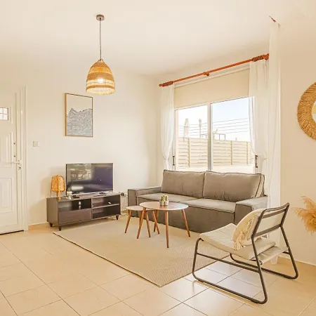 Parea 2 Bedroom In