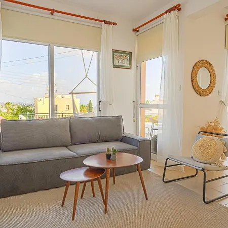 Parea 2 Bedroom In *