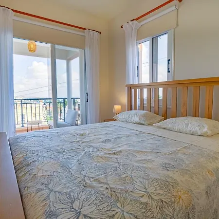 Parea 2 Bedroom In