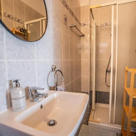Parea 2 Bedroom In فيلة *